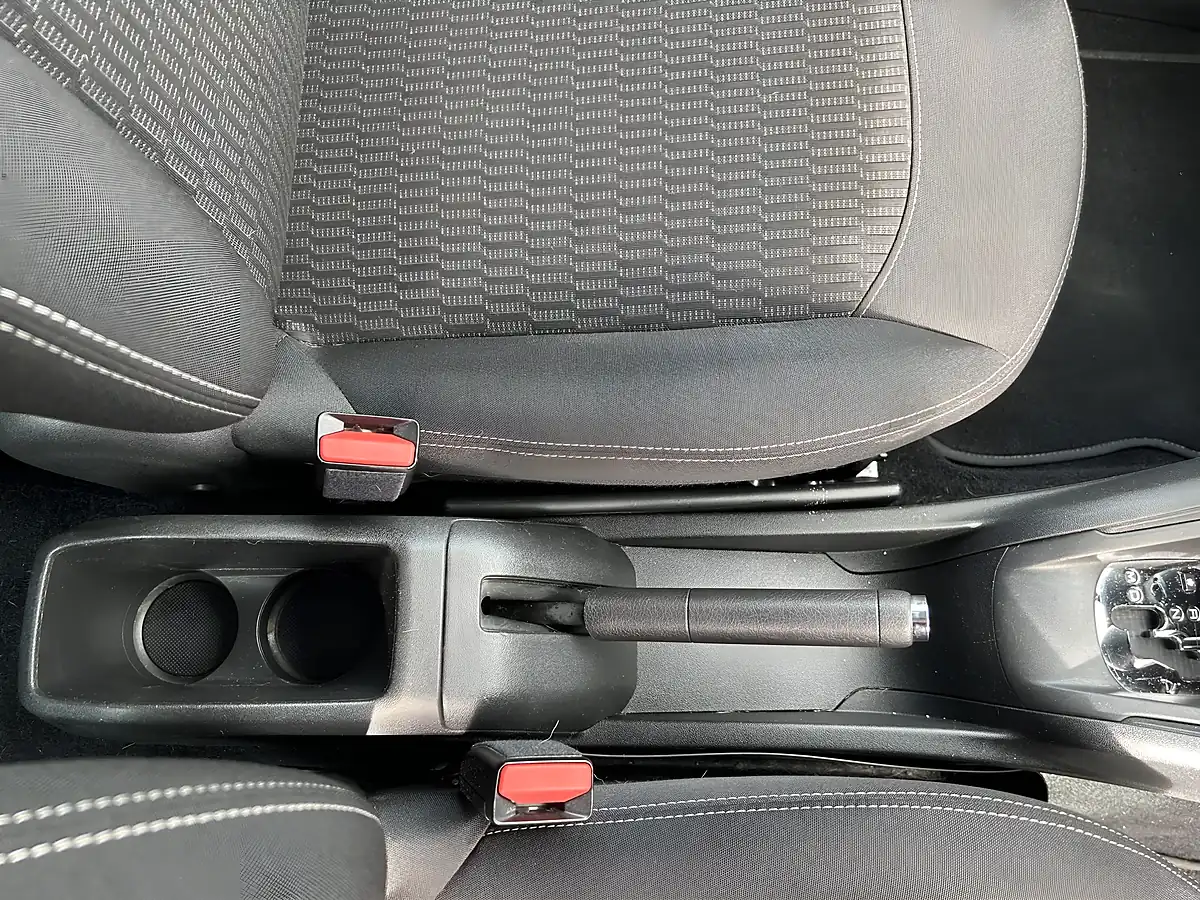 Used 2017 Peugeot 208 Red - Interior and Exterior details 9
