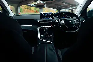 Used 2017 Peugeot 3008 Active Red - Interior and Exterior details 19