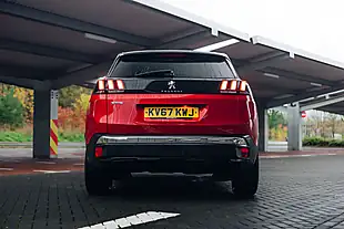 Used 2017 Peugeot 3008 Active Red - Interior and Exterior details 7