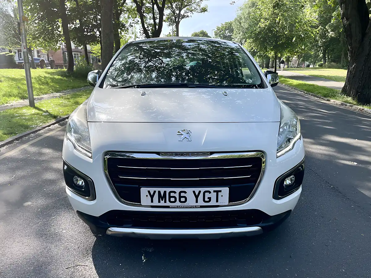 Used 2017 Peugeot 3008 Active White - Interior and Exterior details 2