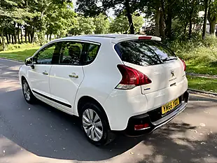 Used 2017 Peugeot 3008 Active White - Interior and Exterior details 4