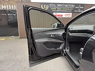 Used 2017 Peugeot 3008 Allure Black - Interior and Exterior details 11