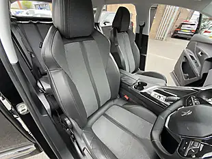 Used 2017 Peugeot 3008 Allure Black - Interior and Exterior details 17
