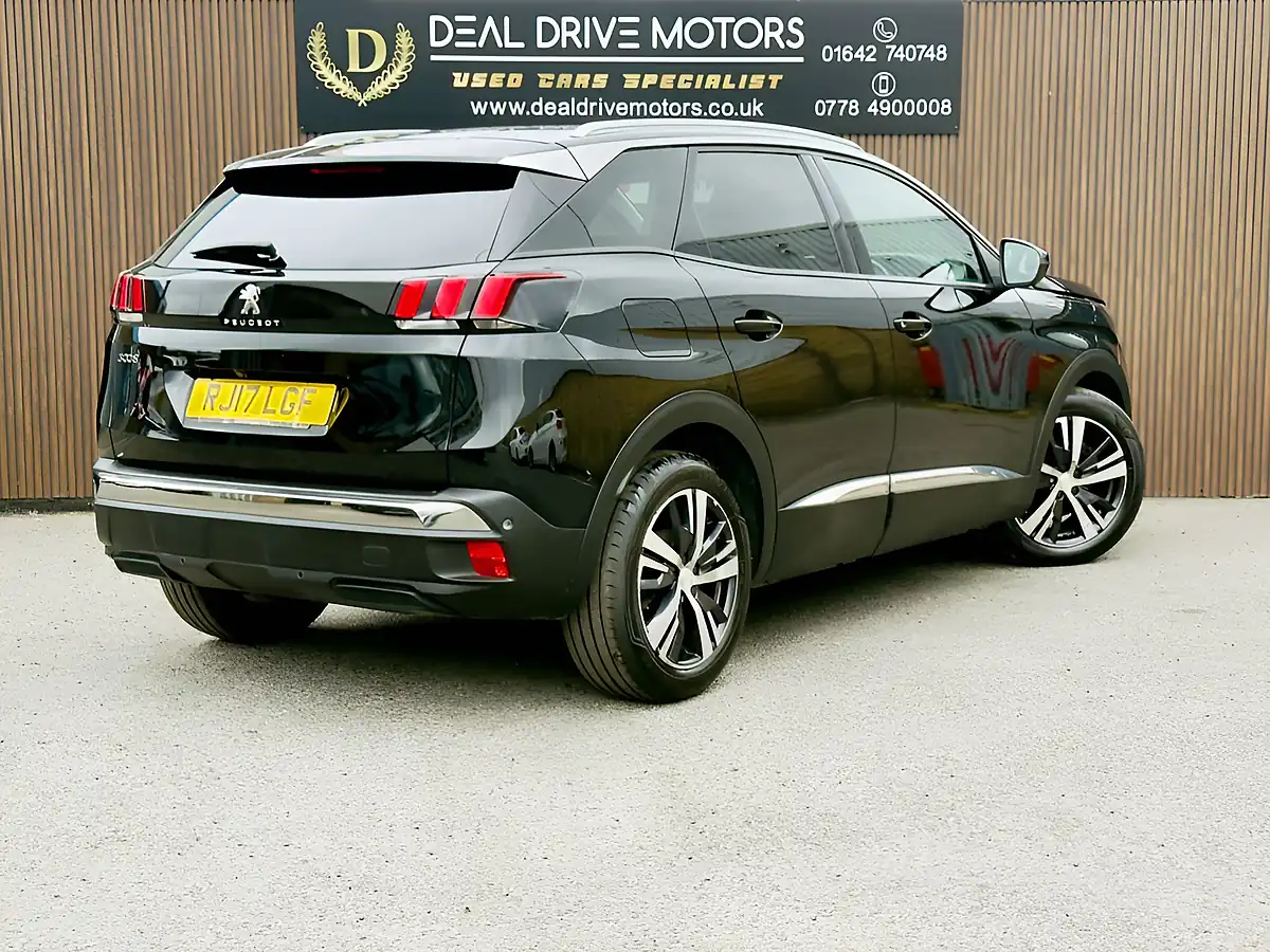 Used 2017 Peugeot 3008 Allure Black - Interior and Exterior details 7