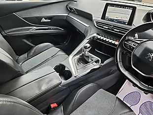 Used 2017 Peugeot 3008 Allure Blue White - Interior and Exterior details 14