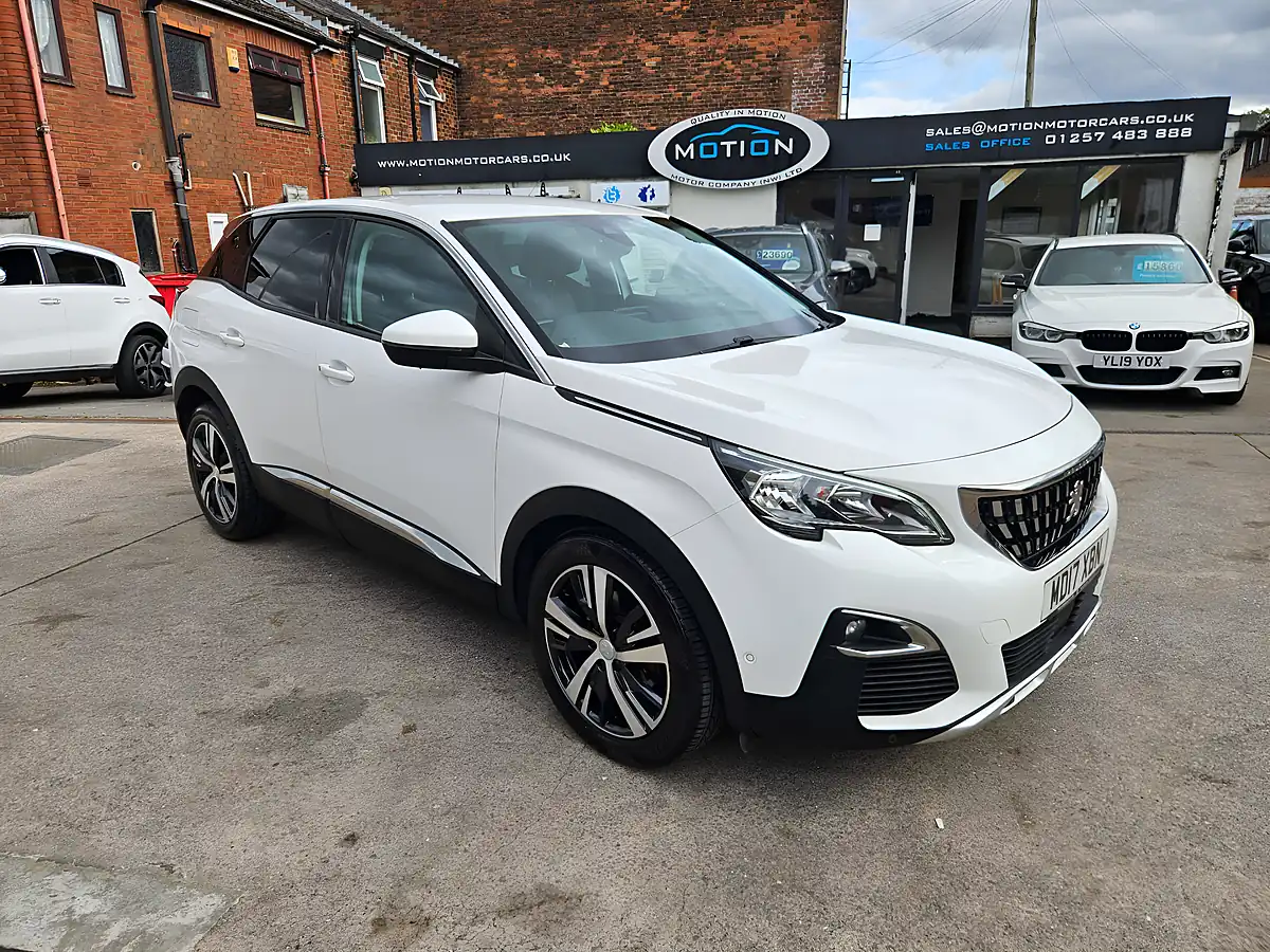 Used 2017 Peugeot 3008 Allure Blue White - Interior and Exterior details 20
