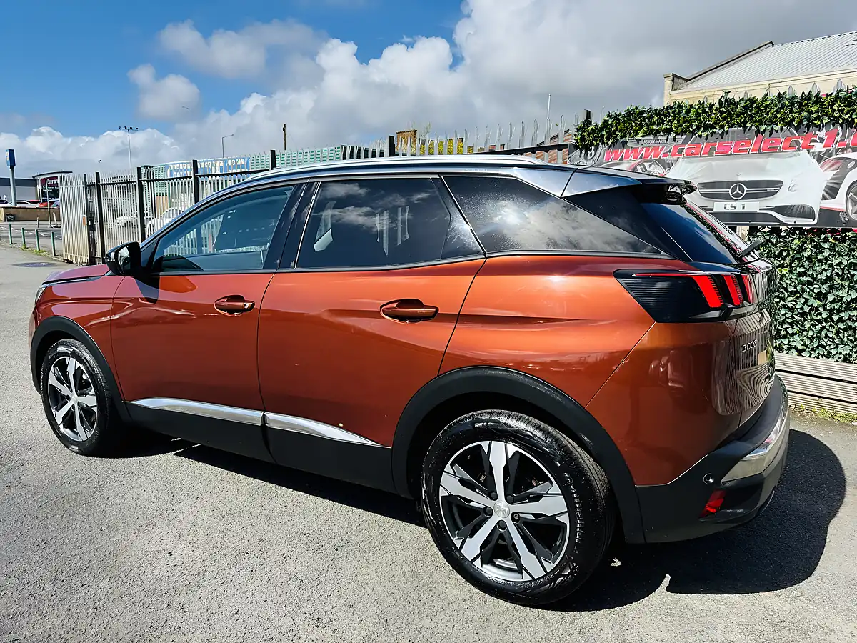 Used 2017 Peugeot 3008 Allure Bronze - Interior and Exterior details 16