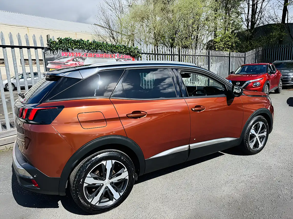 Used 2017 Peugeot 3008 Allure Bronze - Interior and Exterior details 4