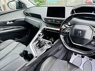 Used 2017 Peugeot 3008 Allure Bronze - Interior and Exterior details 7