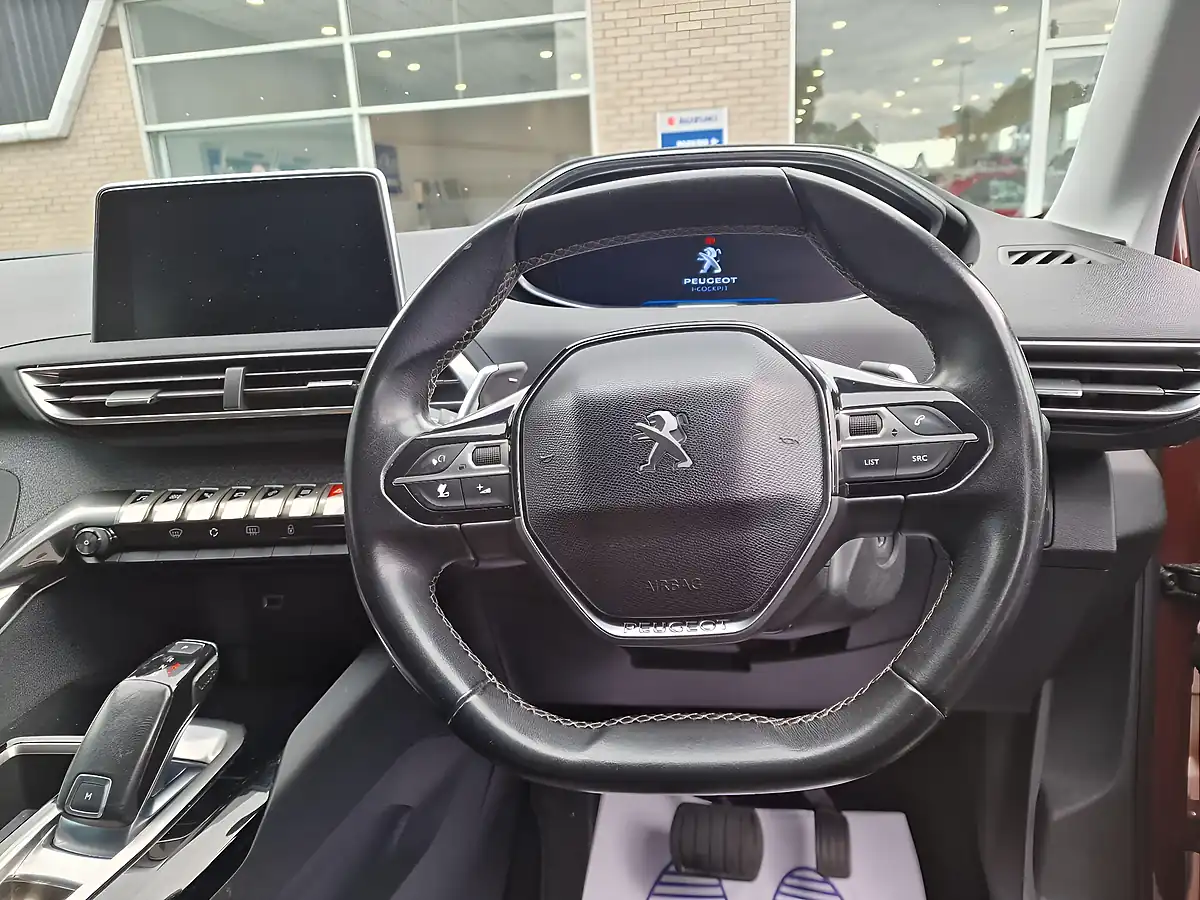 Used 2017 Peugeot 3008 Allure Bronze - Interior and Exterior details 16