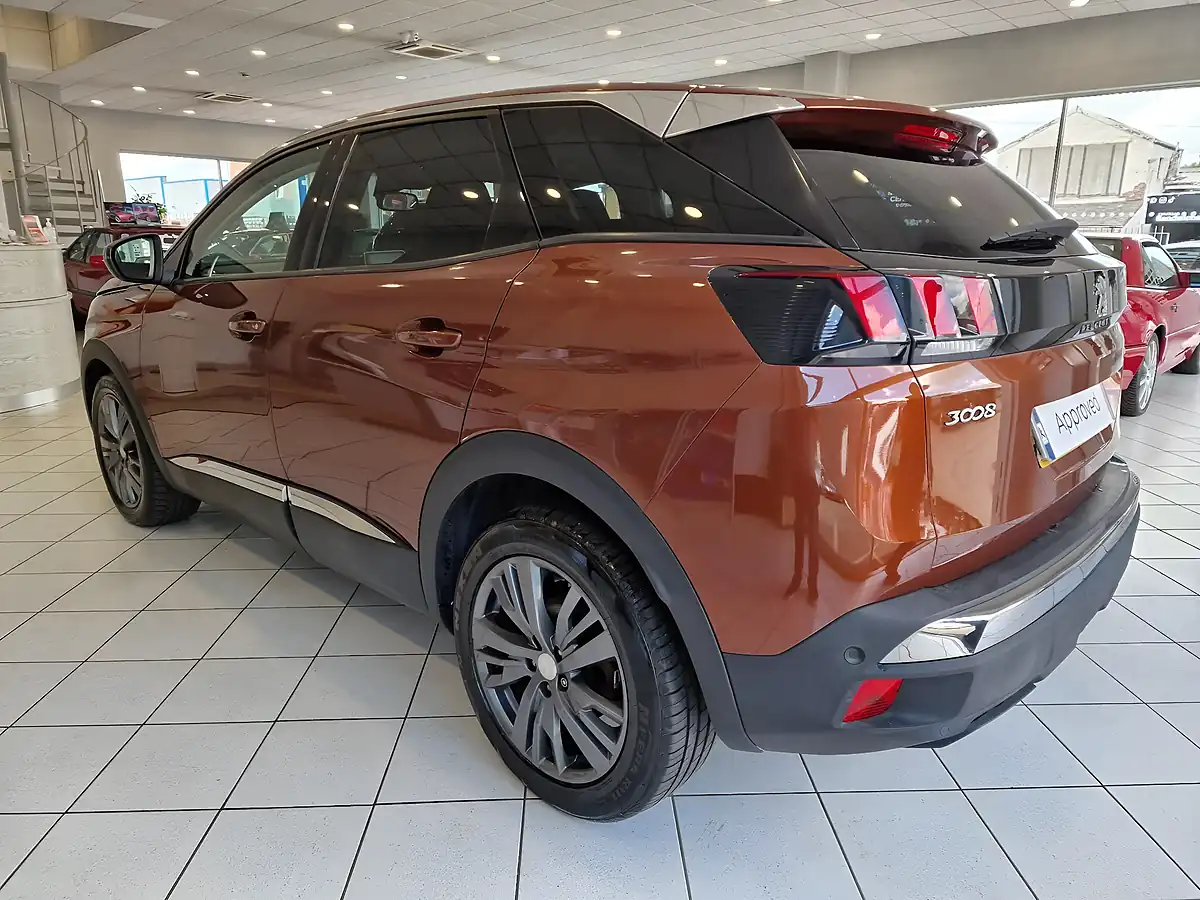 Used 2017 Peugeot 3008 Allure Bronze - Interior and Exterior details 4