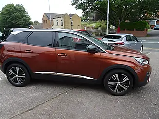 Used 2017 Peugeot 3008 Allure Bronze - Interior and Exterior details 6