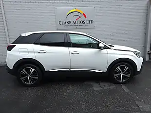 Used 2017 Peugeot 3008 Allure Eat White - Interior and Exterior details 10