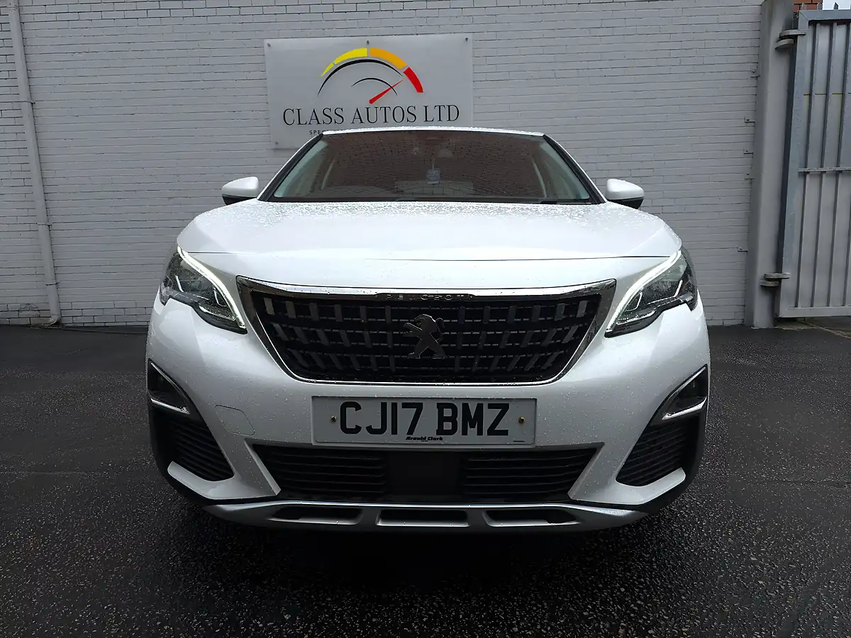 Used 2017 Peugeot 3008 Allure Eat White - Interior and Exterior details 2