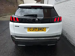 Used 2017 Peugeot 3008 Allure Eat White - Interior and Exterior details 9