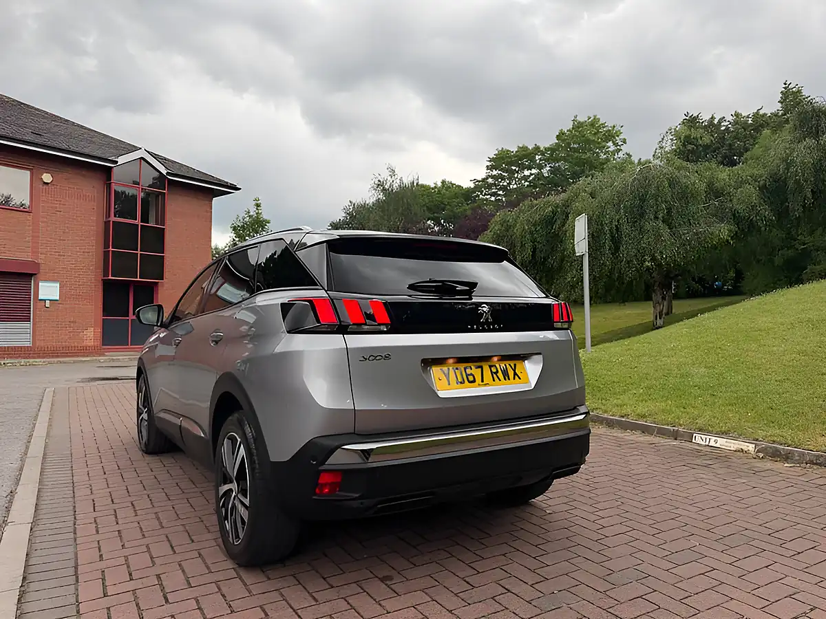 Used 2017 Peugeot 3008 Allure Grey - Interior and Exterior details 13
