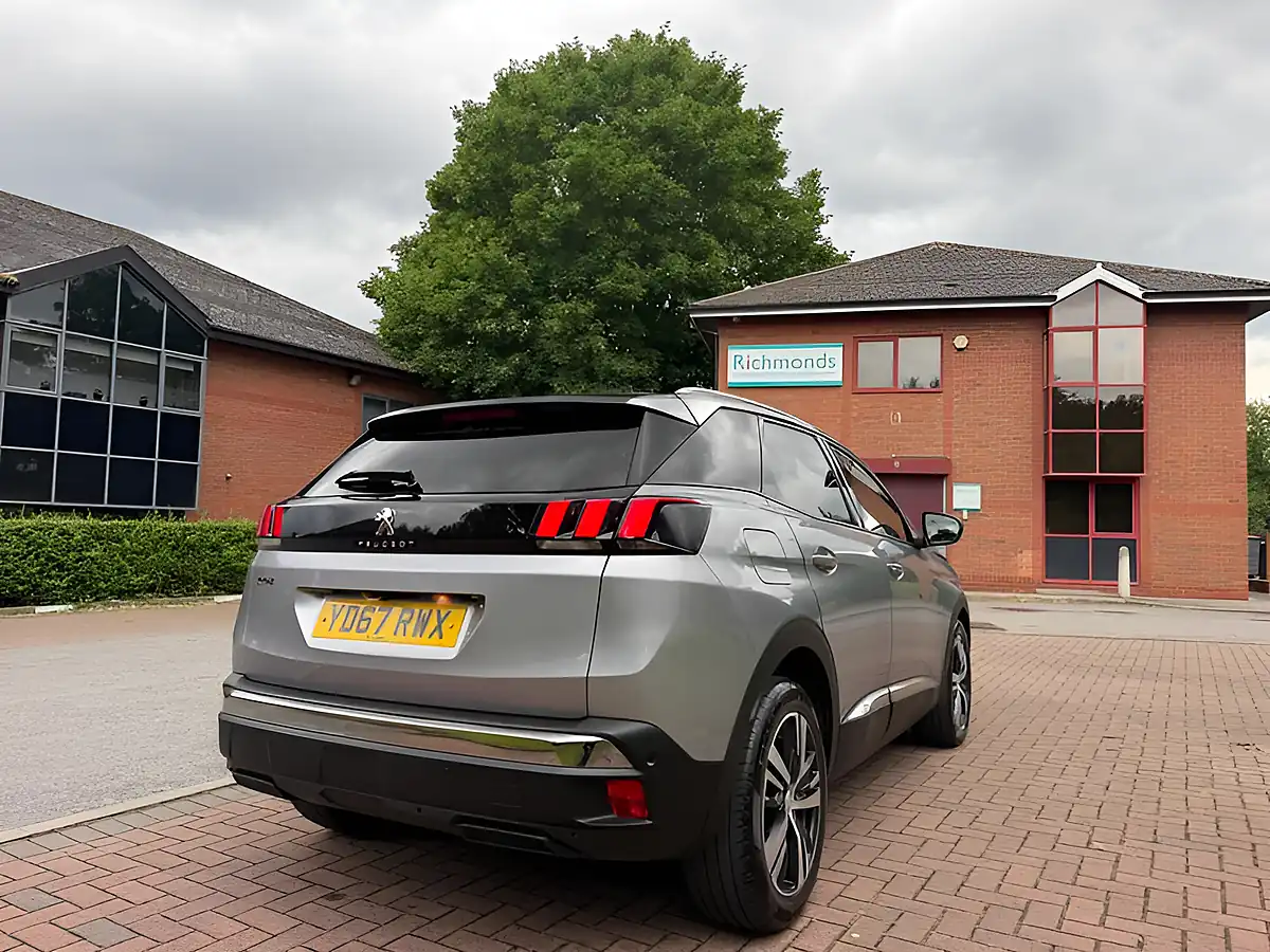 Used 2017 Peugeot 3008 Allure Grey - Interior and Exterior details 15