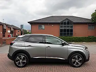 Used 2017 Peugeot 3008 Allure Grey - Interior and Exterior details 2