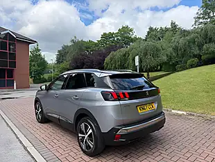 Used 2017 Peugeot 3008 Allure Grey - Interior and Exterior details 11