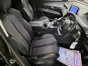 Used 2017 Peugeot 3008 Allure Grey - Interior and Exterior details 12