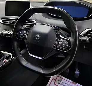 Used 2017 Peugeot 3008 Allure Grey - Interior and Exterior details 5