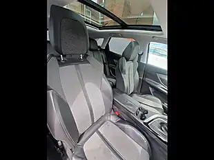 Used 2017 Peugeot 3008 Allure Grey - Interior and Exterior details 14