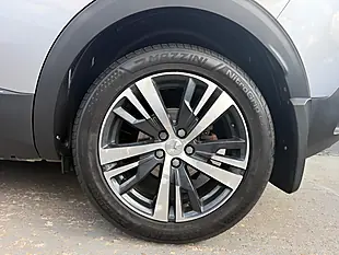 Used 2017 Peugeot 3008 Allure Grey - Interior and Exterior details 19