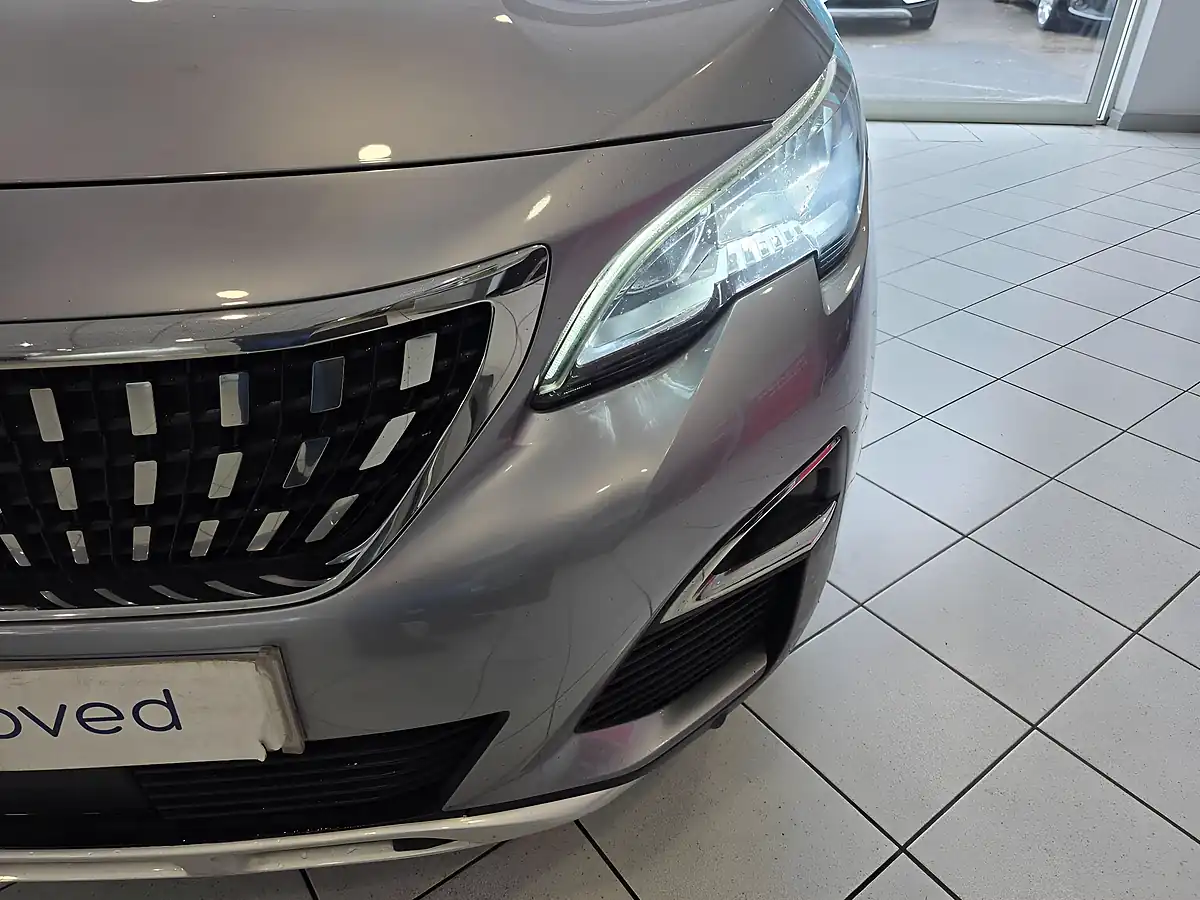 Used 2017 Peugeot 3008 Allure Grey - Interior and Exterior details 20