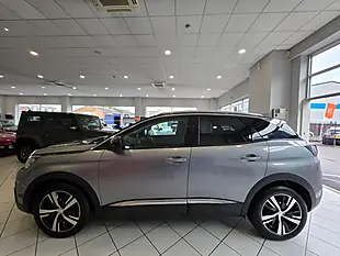Used 2017 Peugeot 3008 Allure Grey - Interior and Exterior details 6