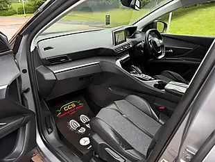 Used 2017 Peugeot 3008 Allure Grey - Interior and Exterior details 12