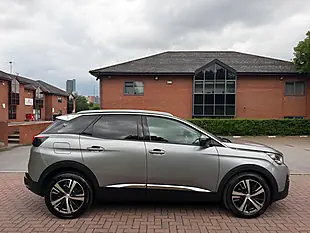 Used 2017 Peugeot 3008 Allure Grey - Interior and Exterior details 3