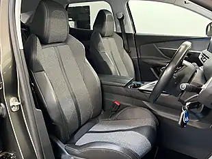 Used 2017 Peugeot 3008 Allure Grey - Interior and Exterior details 14