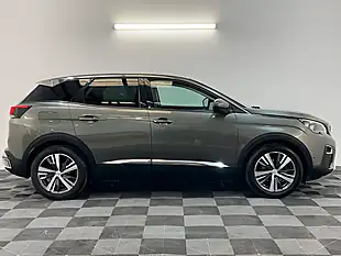 Used 2017 Peugeot 3008 Allure Grey - Interior and Exterior details 2