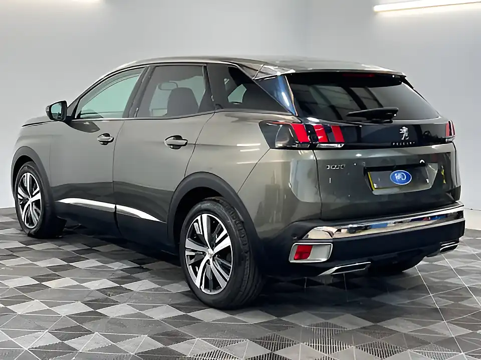 Used 2017 Peugeot 3008 Allure Grey - Interior and Exterior details 7