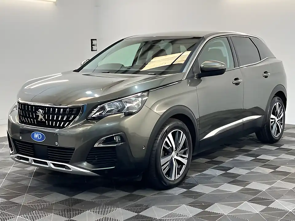Used 2017 Peugeot 3008 Allure Grey - Interior and Exterior details 9