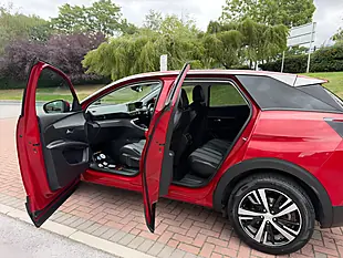 Used 2017 Peugeot 3008 Allure - Interior and Exterior details 12
