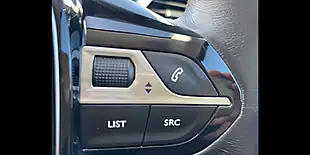Used 2017 Peugeot 3008 Allure Magenta Red Metallic - Interior and Exterior details 16