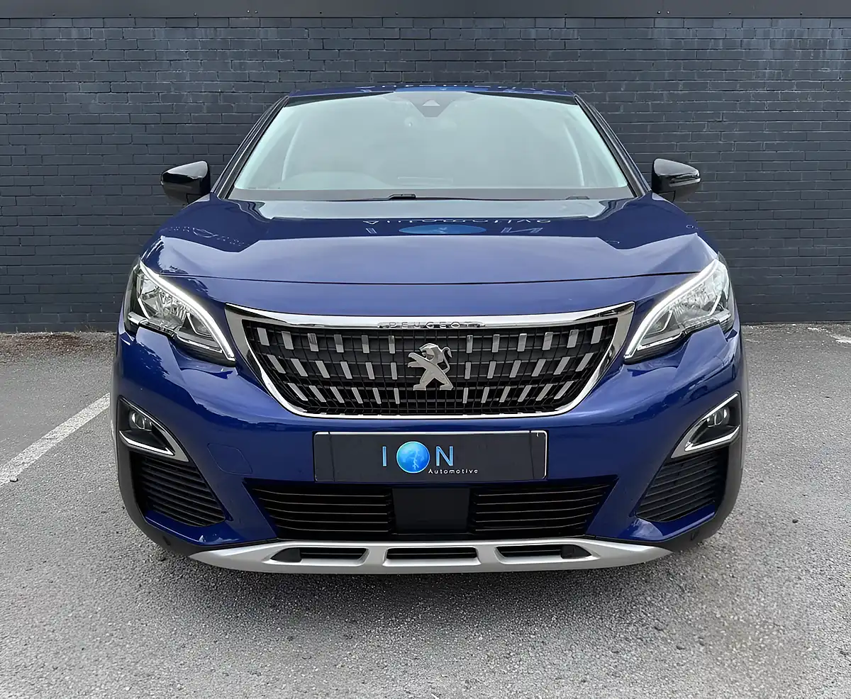 Used 2017 Peugeot 3008 Allure Magnetic Blue - Interior and Exterior details 11