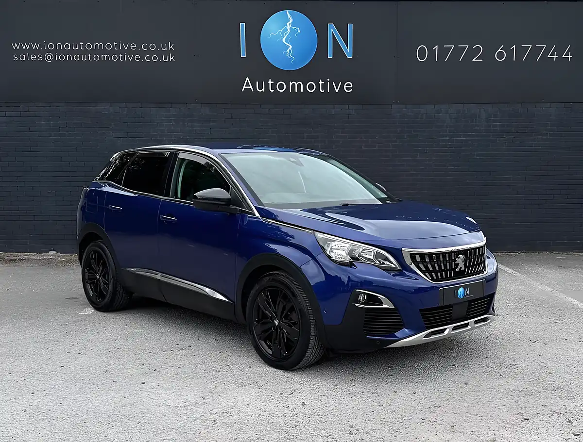 Used 2017 Peugeot 3008 Allure Magnetic Blue - Interior and Exterior details 18