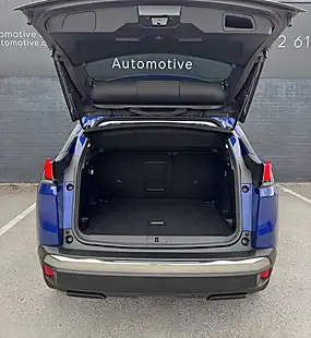 Used 2017 Peugeot 3008 Allure Magnetic Blue - Interior and Exterior details 19