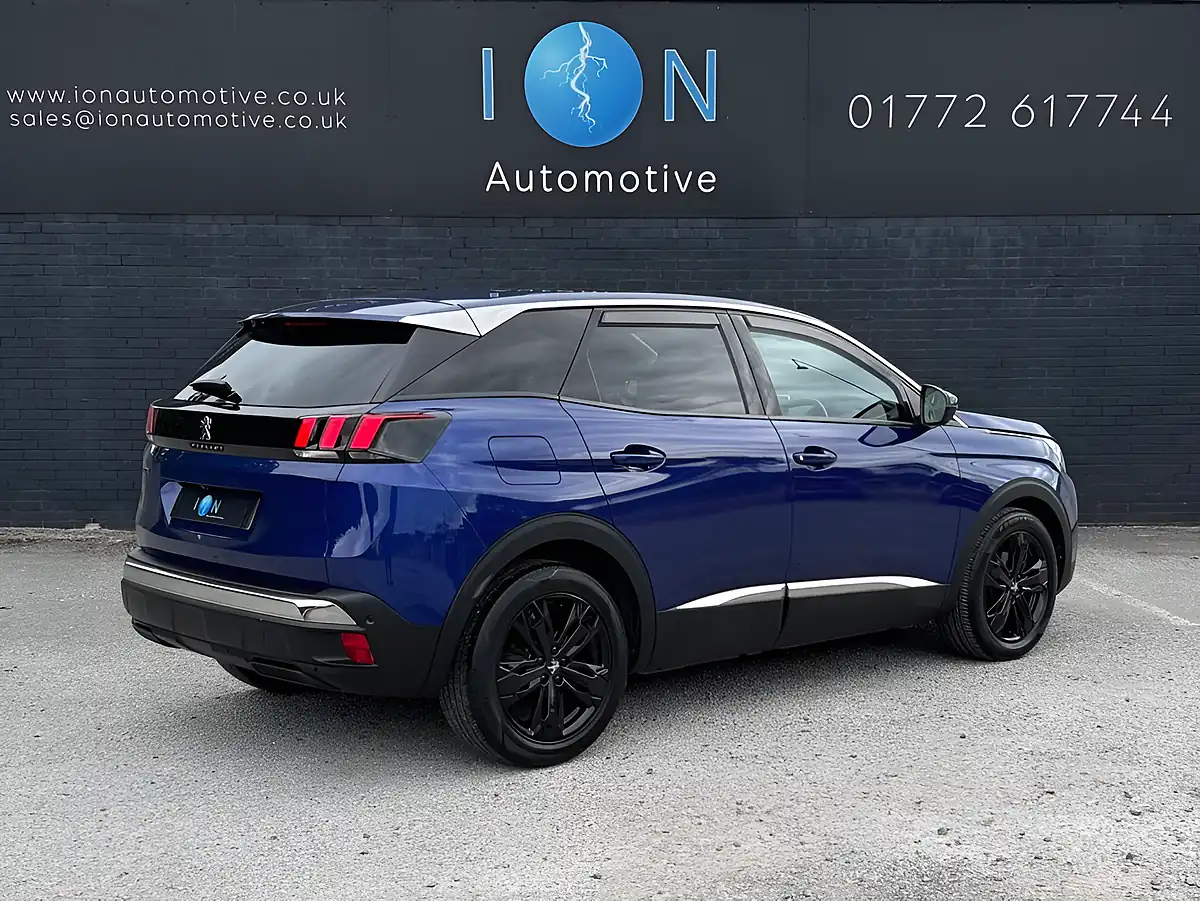 Used 2017 Peugeot 3008 Allure Magnetic Blue - Interior and Exterior details 2