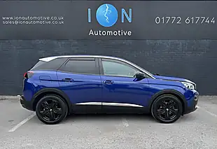 Used 2017 Peugeot 3008 Allure Magnetic Blue - Interior and Exterior details 3