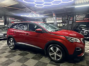 Used 2017 Peugeot 3008 Allure Red - Interior and Exterior details 3