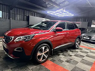 Used 2017 Peugeot 3008 Allure Red - Interior and Exterior details 5