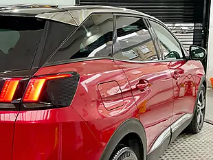 Used 2017 Peugeot 3008 Allure Red - Interior and Exterior details 10
