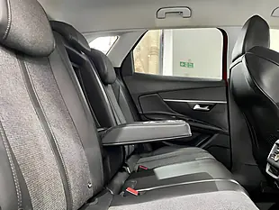 Used 2017 Peugeot 3008 Allure Red - Interior and Exterior details 8