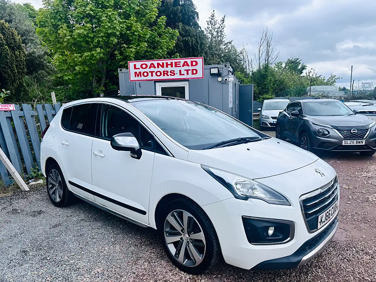 Used 2017 Peugeot 3008 Allure White - Interior and Exterior details 2
