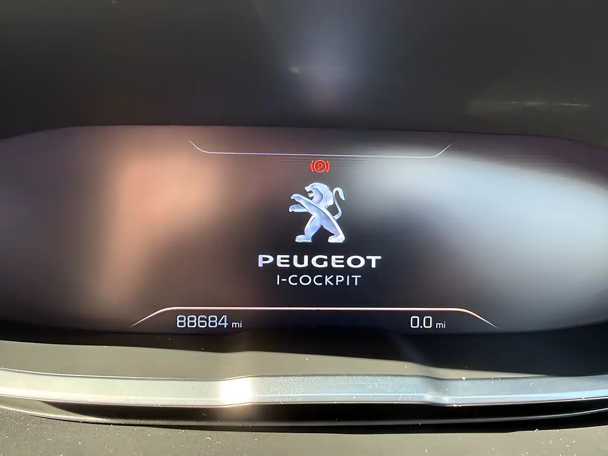 Used 2017 Peugeot 3008 GT Line Black - Interior and Exterior details 14