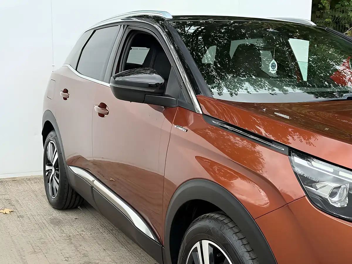 Used 2017 Peugeot 3008 GT Line Blue Sunset Copper - Interior and Exterior details 13