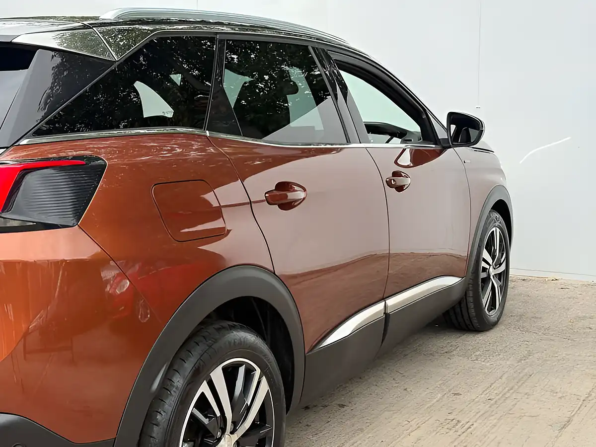 Used 2017 Peugeot 3008 GT Line Blue Sunset Copper - Interior and Exterior details 16